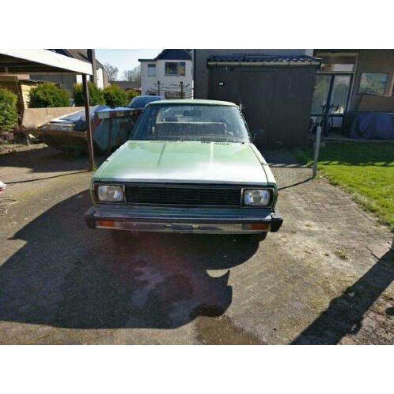 Datsun Violet 160J sedan