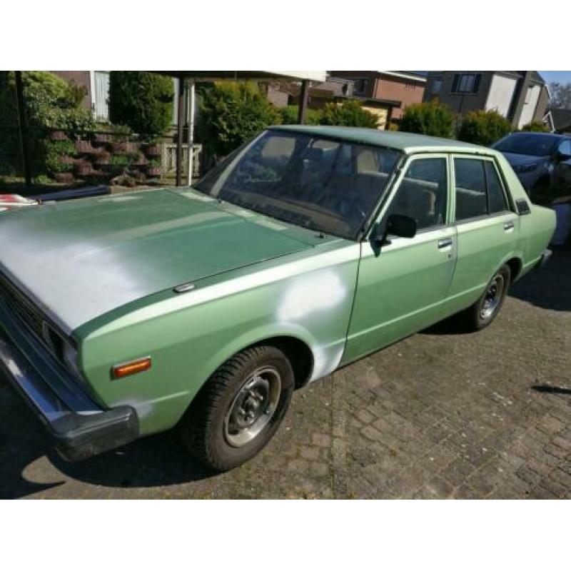 Datsun Violet 160J sedan