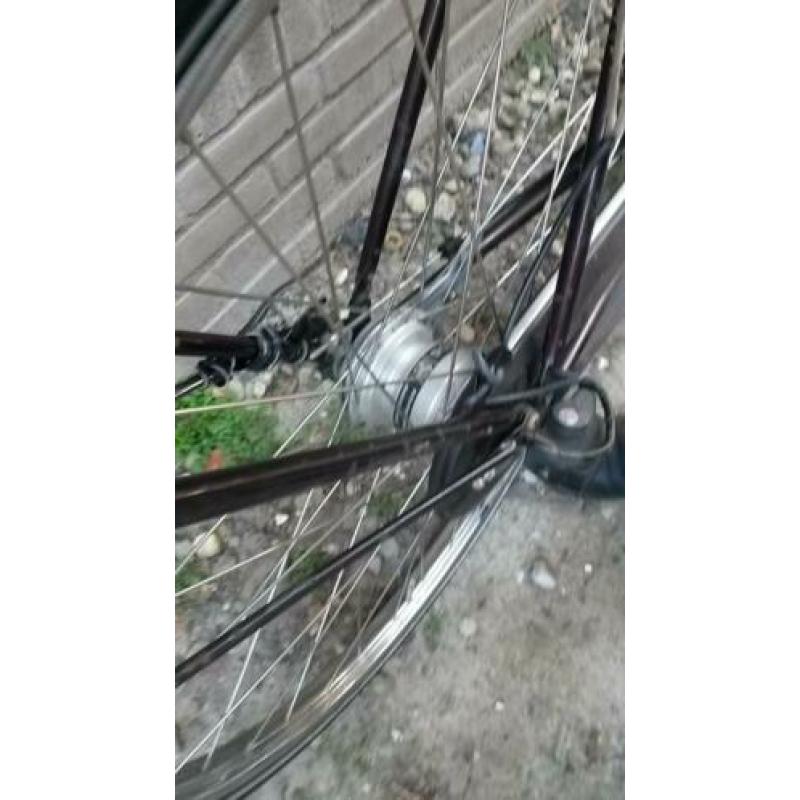 Batavus damesfiets, 1 handrem, geen versnelling.- KOOPJE €20