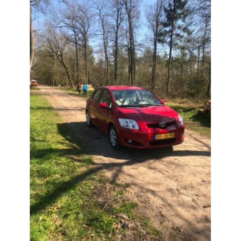 Toyota Auris 1.6 16V Vvt-i 5DR Terra MMT 2007 Rood