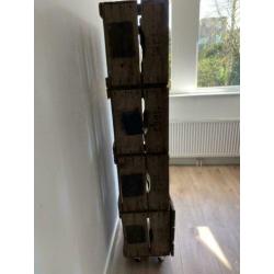 kast van houten kratten