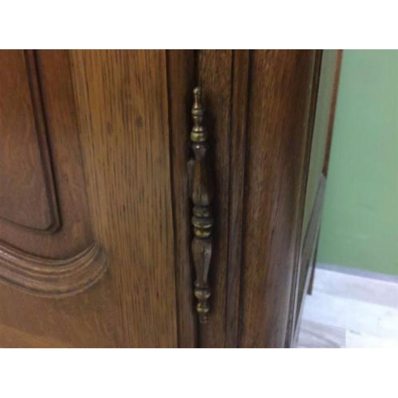 2658~Franse, Queen Ann dressoir om zelf te RESTYLEN