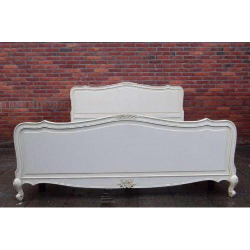 JB3825) Brocant Barok 180 Breed Bed met Queen Ann pootjes