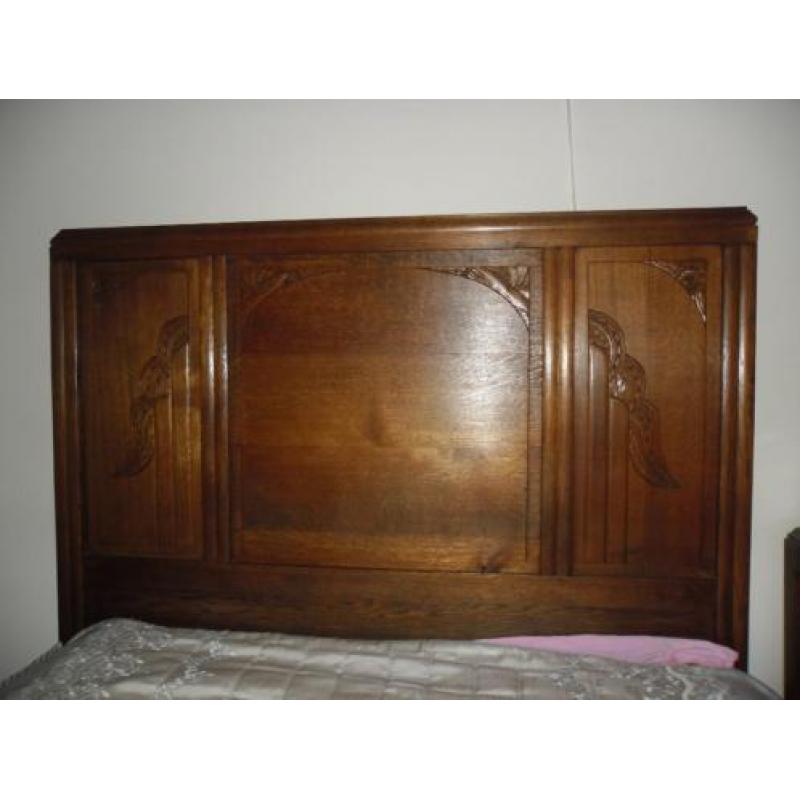 Complete Art-Deco slaapkamer; Bed-commode-nachtkastje-kast