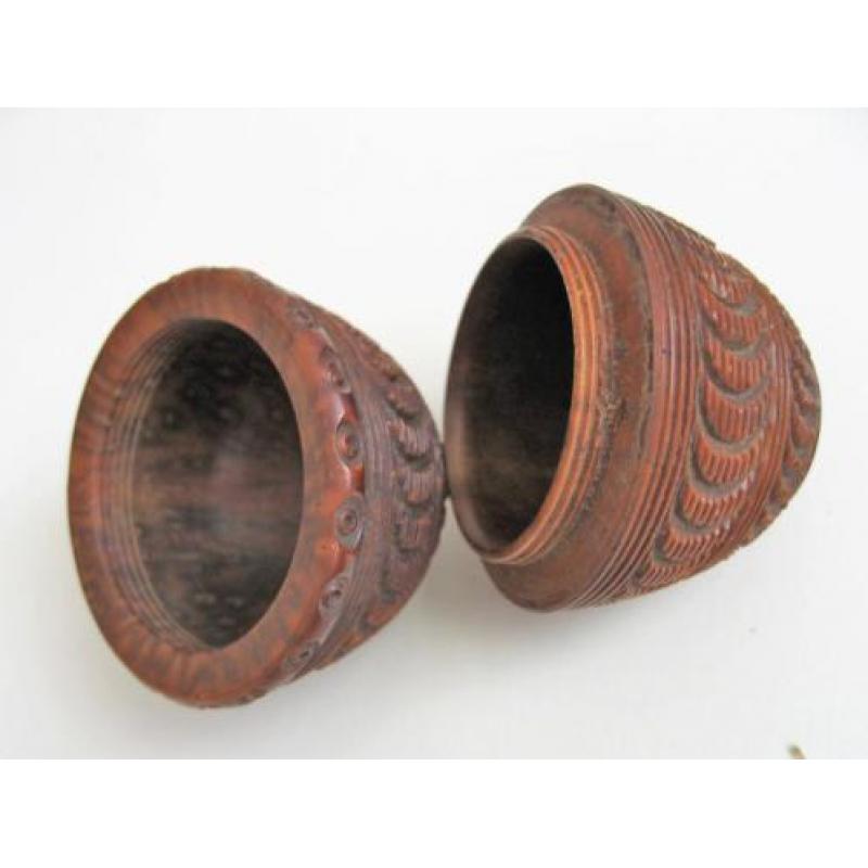 19e eeuwse mooi bewerkte coquilla / palmnoot, rozenkrans
