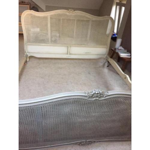 Brocante antiek bed ombouw