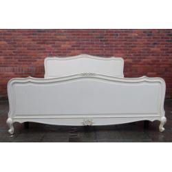 JB3825) Brocant Barok 180 Breed Bed met Queen Ann pootjes