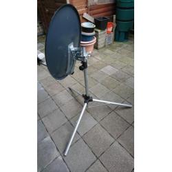 ZGAN Schotel antenne voor op de camping of boot te koop!