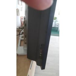 Flat tv met HDMI 2x 2xscart veder veel opties