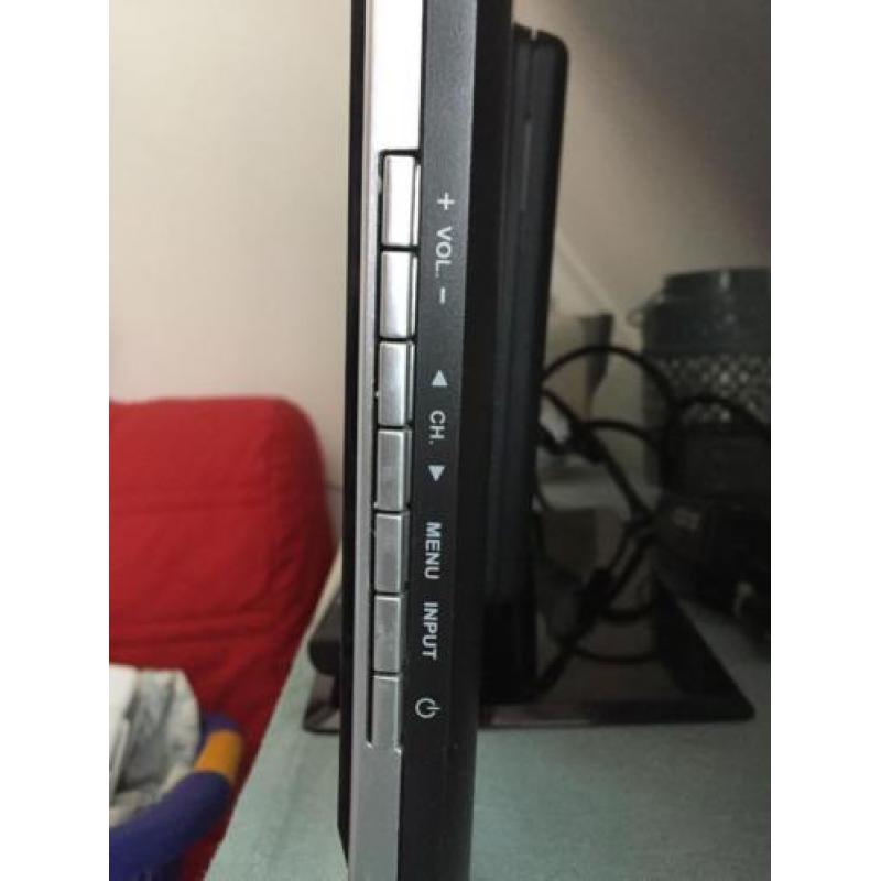 AKAI 24" LED TV - Full HD