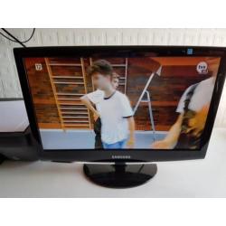 Samsung TV 19 inch