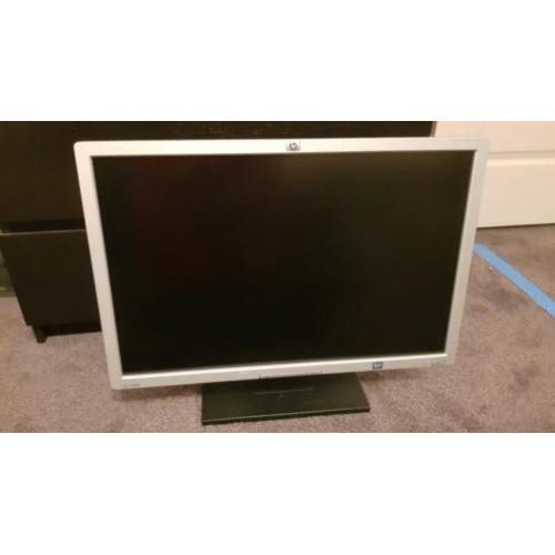 HP LP2465 24" LCD Monitor