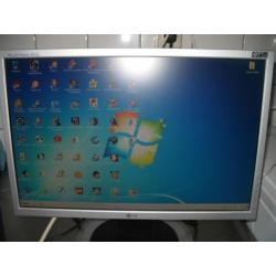 Computerscherm LG flatron wide