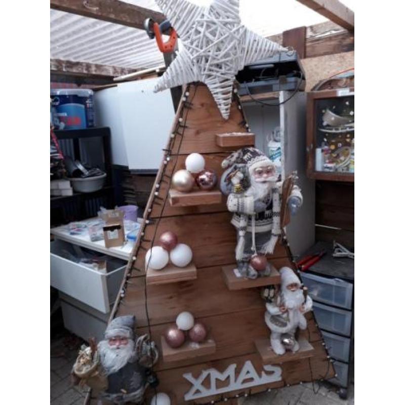 Mooie steigerhout kerstboom