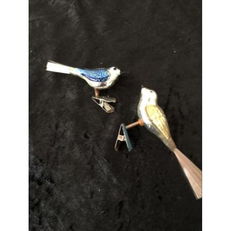 Antieke gekleurde kerstvogeltjes van glas