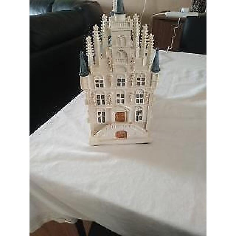 kersthuis groote witte herenhuis