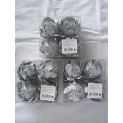 NIEUW ! doosje kersthangers (glitter bloem) 4 stuks