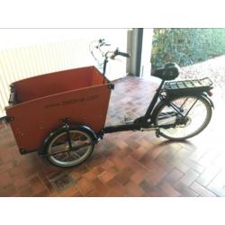 Babboe bakfiets elektrisch.