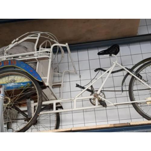 Originele rikshaw fiets - bakfiets - driewieler