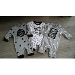 3 tricot Baby pakjes maat 50 /56 nieuw 2 euro p stuk