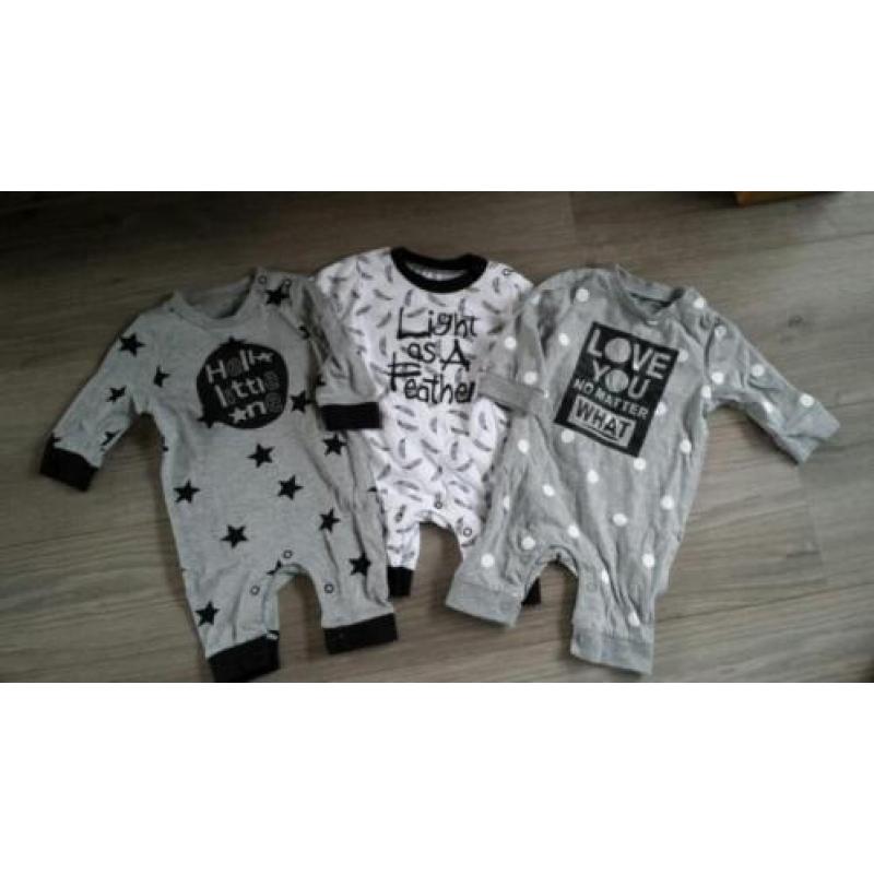 3 tricot Baby pakjes maat 50 /56 nieuw 2 euro p stuk