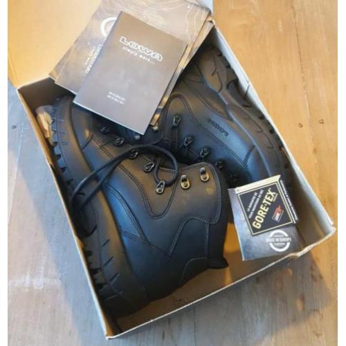 Lowa Renegade GTX maat 44.5 nieuw!