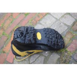 Bergschoenen, merkt Gore tex Vibram!