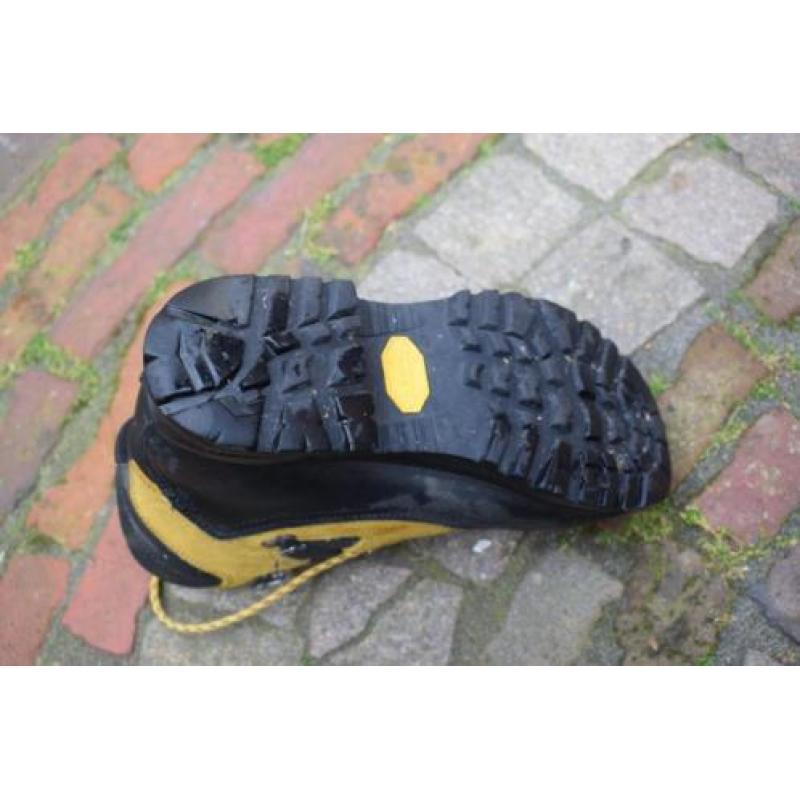 Bergschoenen, merkt Gore tex Vibram!