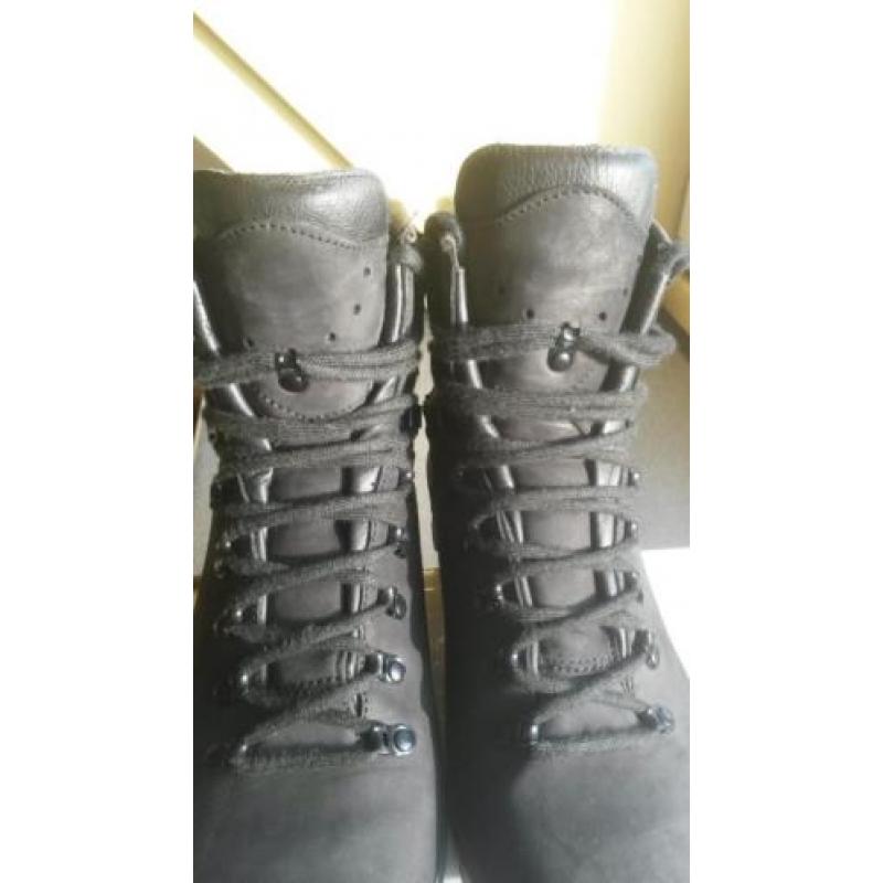 meindl m1 275m = 43,5 bergschoenen wandelschoenen leger zgan